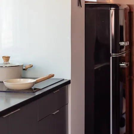 Apartment Stylish Triplex By Lovelystay