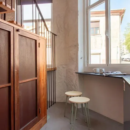 Stylish Triplex By Lovelystay * Porto